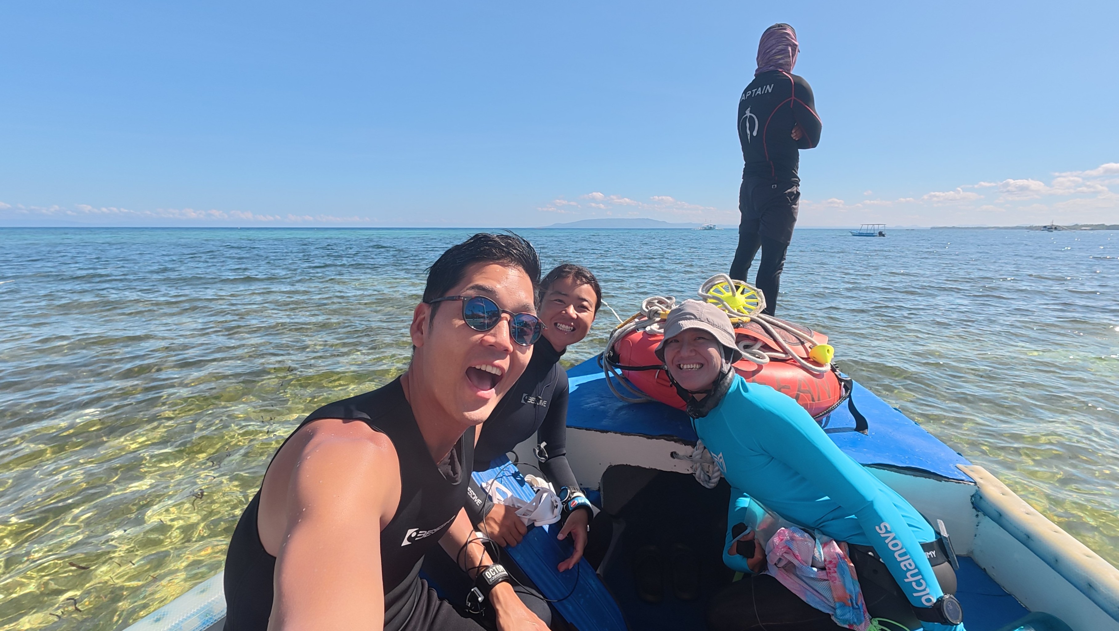 Dr. Sangkyu Kim on a freediving trip with students